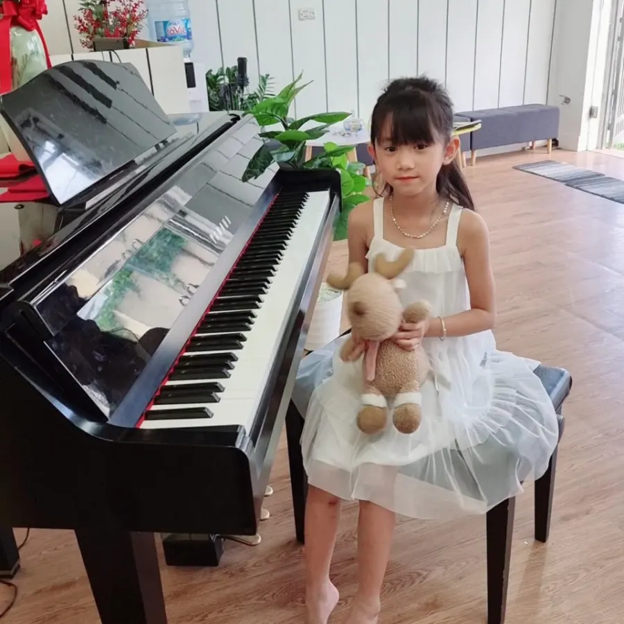 Trung Tâm Đào Tạo Âm Nhạc Rainbow