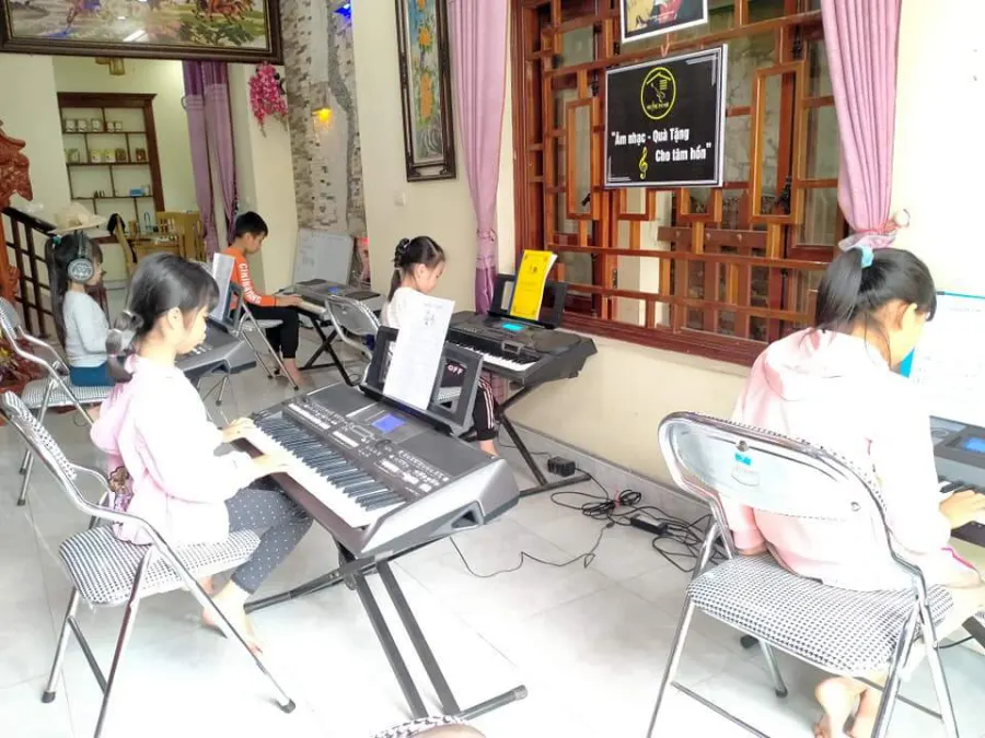 Trung Tâm Âm Nhạc Music Home