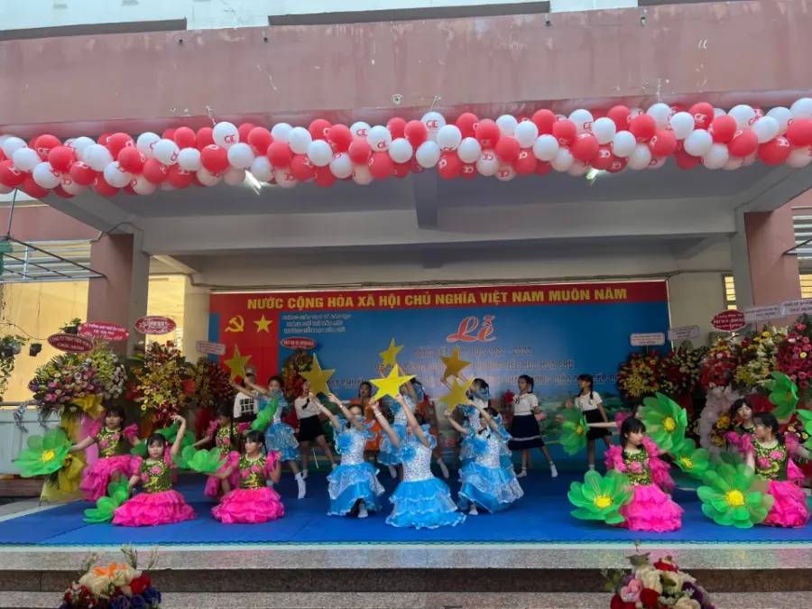 Trường Tiểu Học Hòa Phú