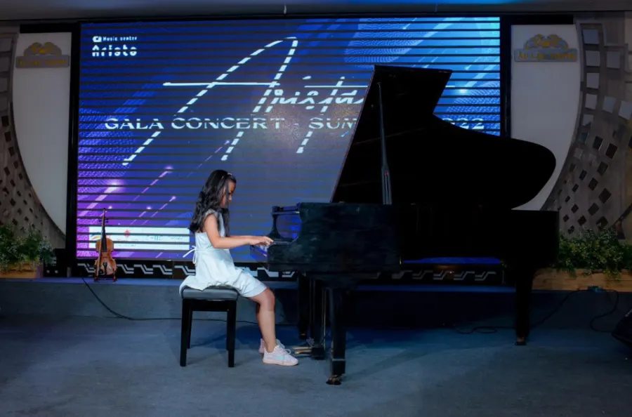 Trung Tâm Âm Nhạc Arista Music Center