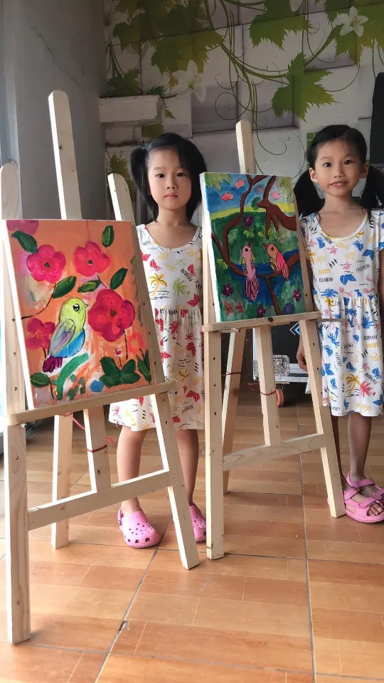 Trung Tâm Trẻ Em Tròn Vuông Méo