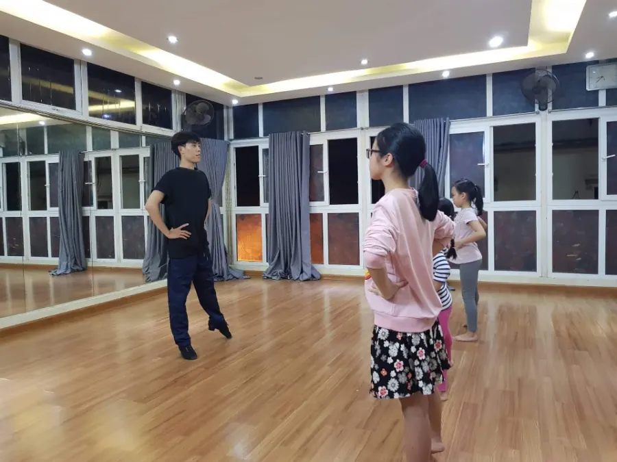 Trung Tâm Đào Tạo Nghệ Thuật Sonic Dance Center