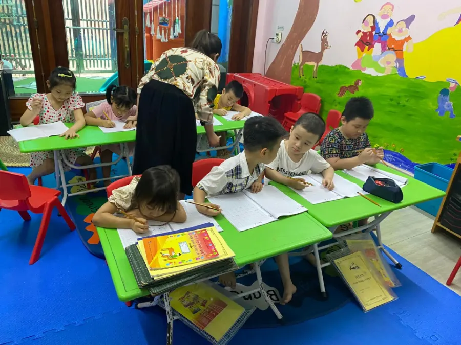 Trường Mầm Non Tuổi Hồng