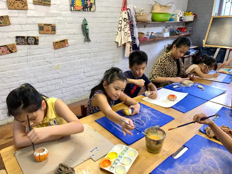 Trung Tâm Âm Nhạc Và Mỹ Thuật Cho Trẻ Em Hands