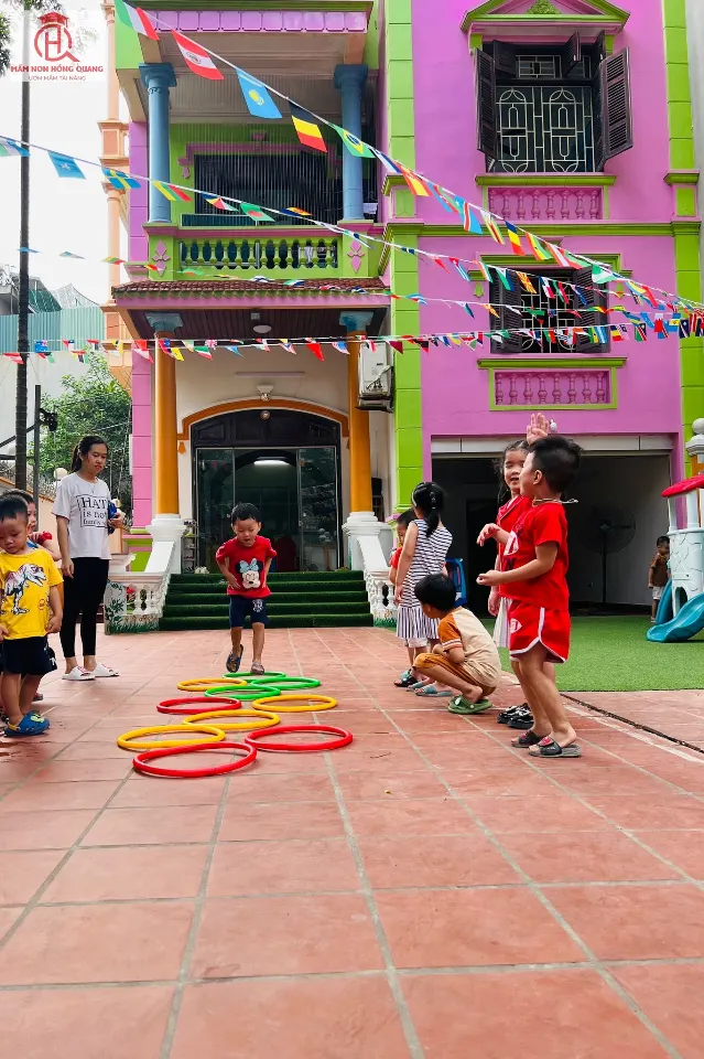 Trường Mầm Non Hồng Quang