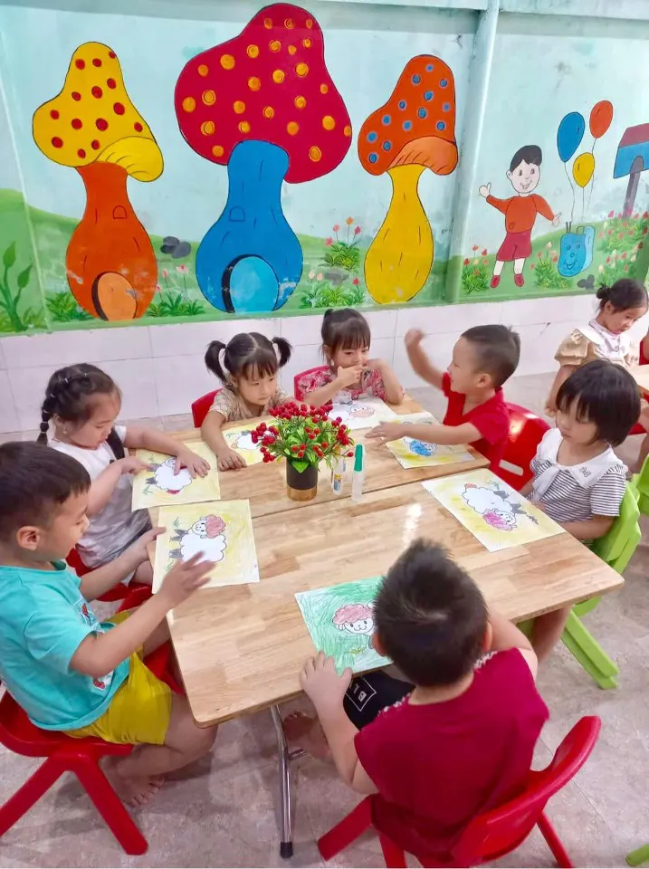 Trường Mầm Non Hoa Lan