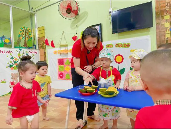 Trường Mầm Non Hoa Lan