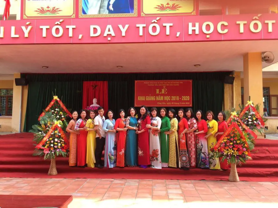 Trường Tiểu học Nguyễn Văn Thuần