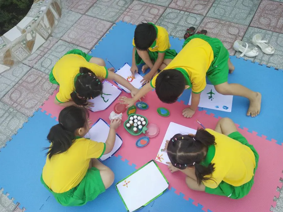 Trường mầm non Ong Vàng