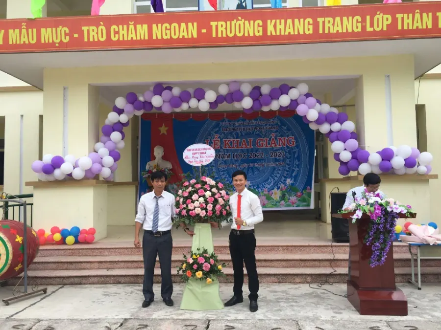 Trường Tiểu học Song Giang