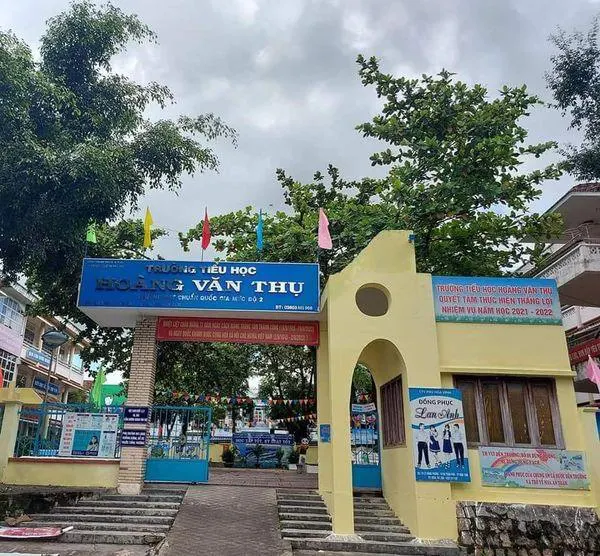 Trường Tiểu Học Hoàng Văn Thụ
