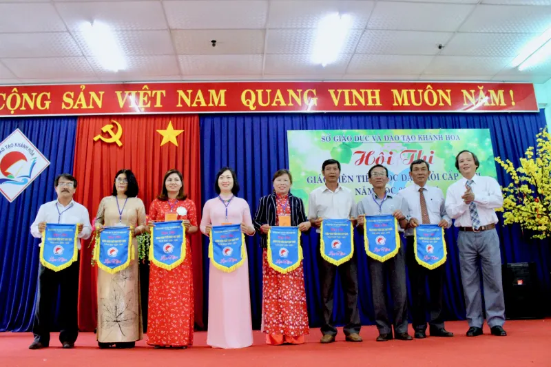 Trường Tiểu Học Nguyễn Tất Thành