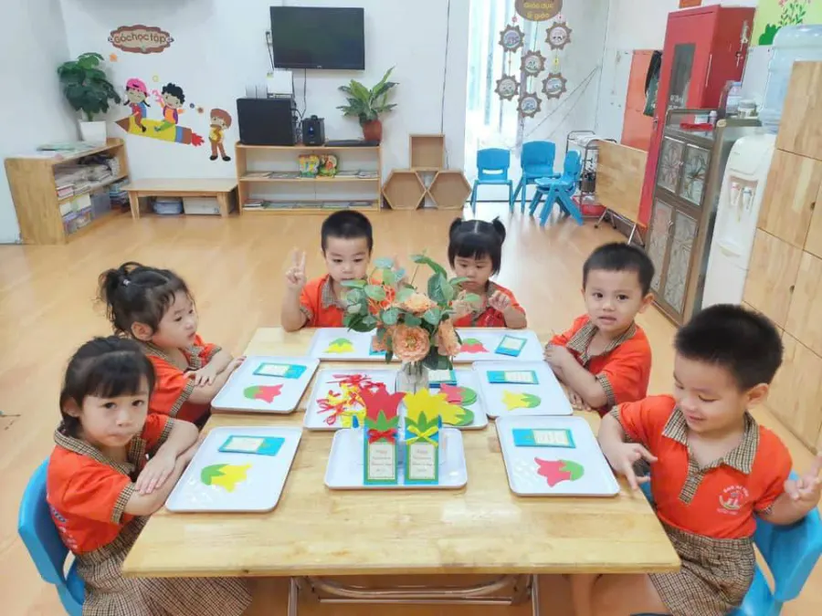 Little Star Montessori Preschool - Trường mầm non song ngữ Sao Bé Thơ