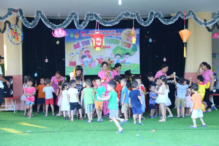 Trường mầm non B