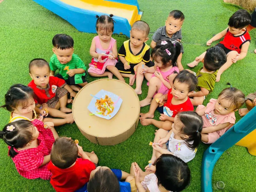 Trường Mầm Non Hoa Nắng