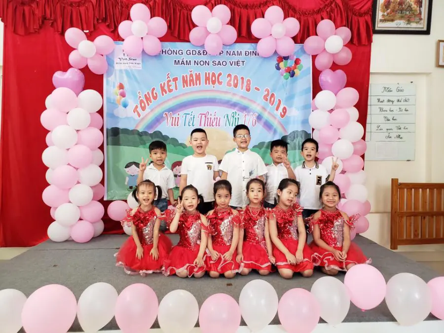 Trường mầm non Sao Việt ( Việt Star)