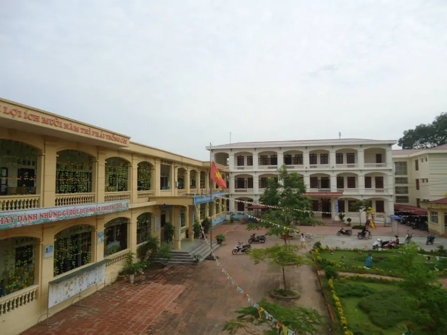 Trường mầm non Phùng xá