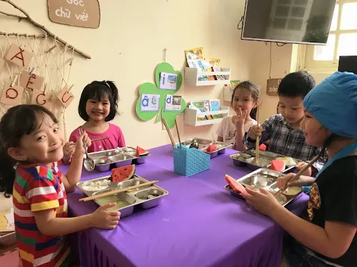 Mầm Non Dâu Tây