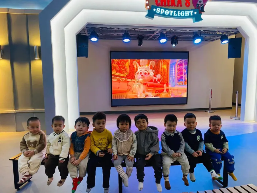 Mầm Non Những Người Bạn Nhỏ ( Little Friends Montessori ) - Nguyễn Ngọc Nại, Khương Mai