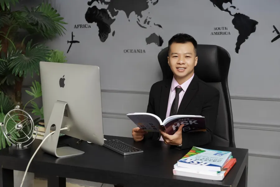 Tiếng Trung Vân Hồng Quang