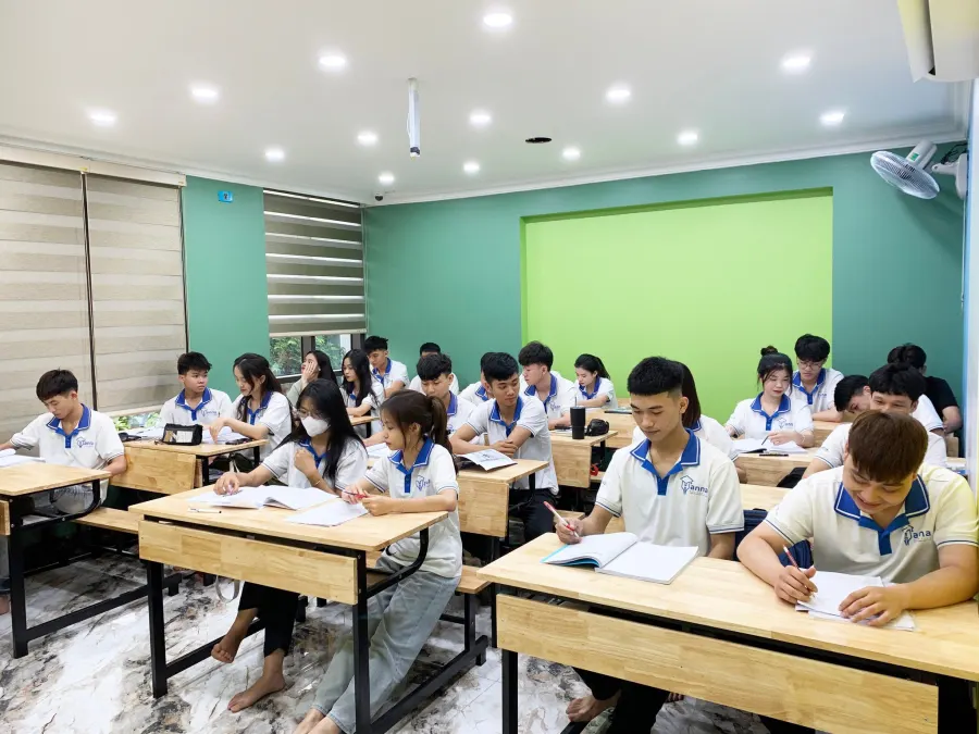 Trung tâm Du học và Ngoại ngữ Hanna