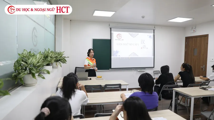 Du học & Ngoại Ngữ HCT