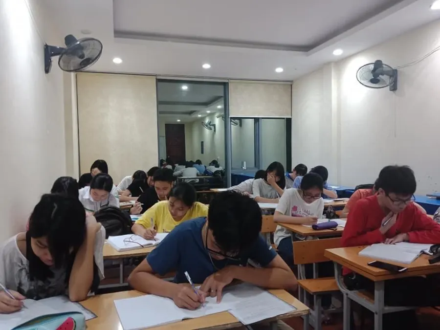 Trung tâm giáo dục Tiến Phương