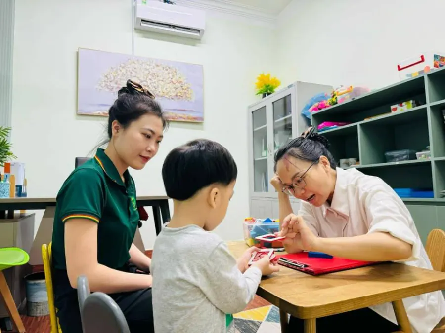 Trung tâm Trẻ tự kỷ Hoàng Đức