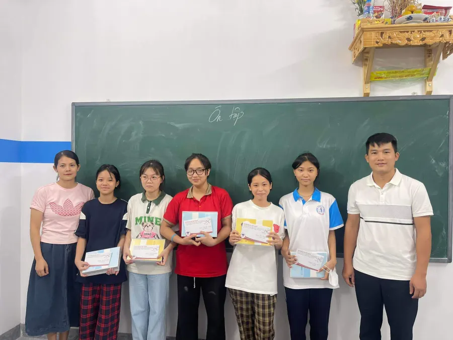 Trung tâm dạy thêm Thầy Hoàng
