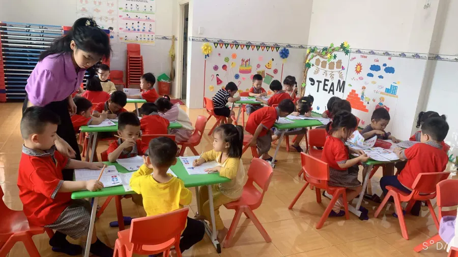 Trường mầm non Chích Bông