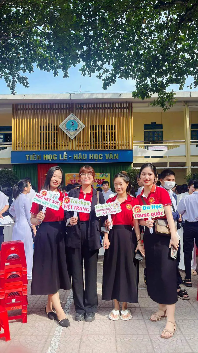 Trung tâm Ngoại ngữ Việt Trung