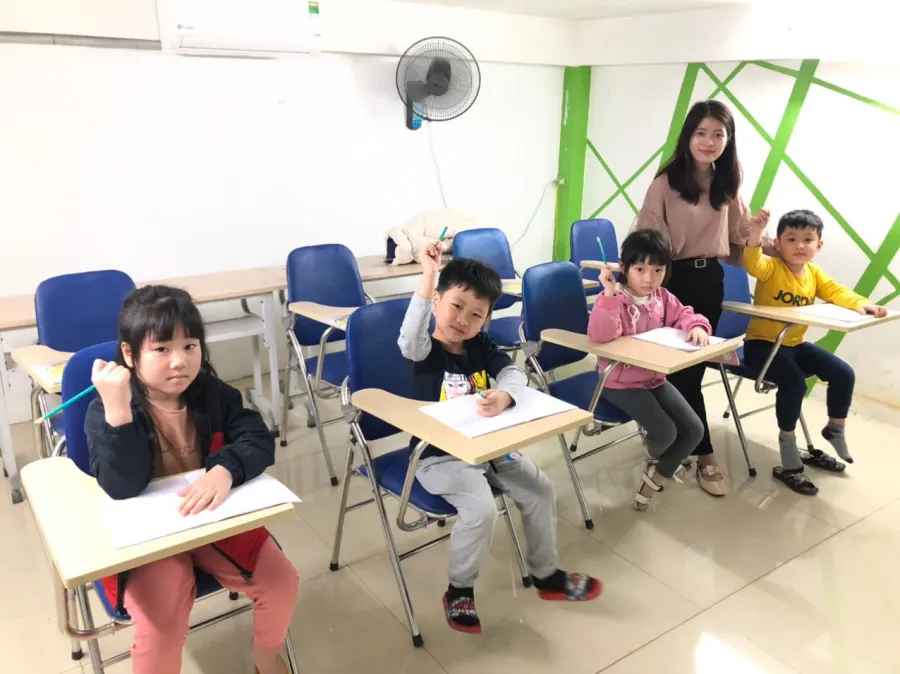 Hệ thống giáo dục Hoàng Quân IQ - Tp Thanh Hoá