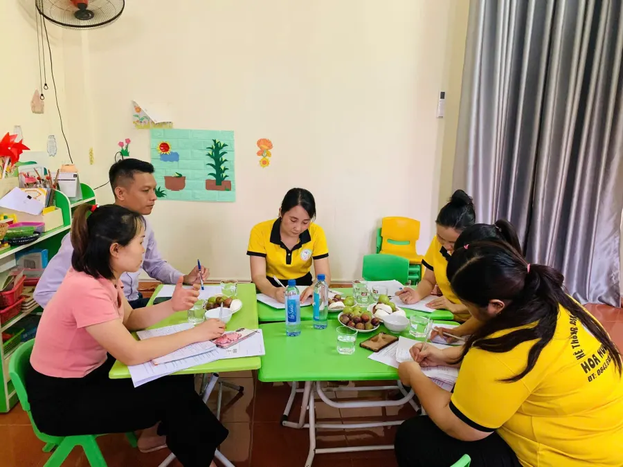 Hệ thống Giáo dục chuyên biệt Hoa Hướng Dương