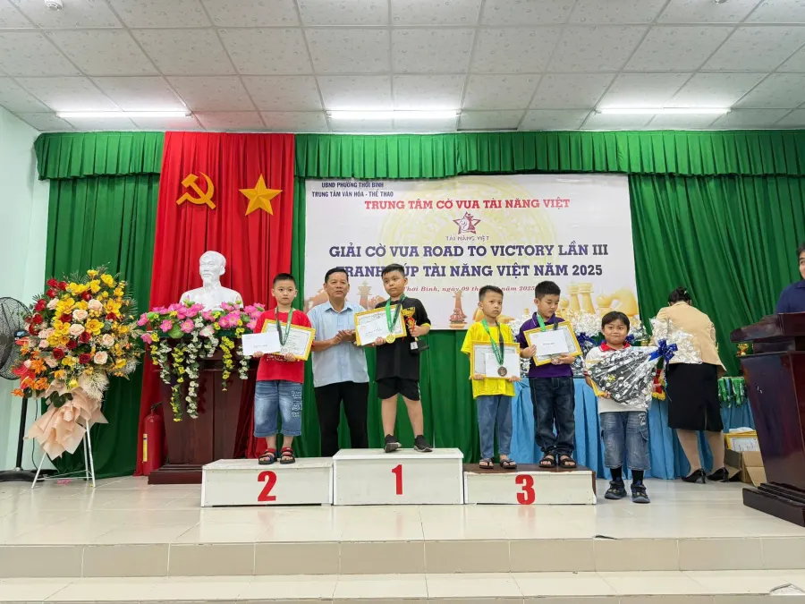 Trung tâm Đào Tạo Cờ Vua Võ Hồng Phượng
