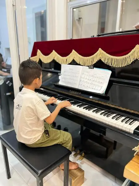 Trung tâm Âm Nhạc Ánh Mai