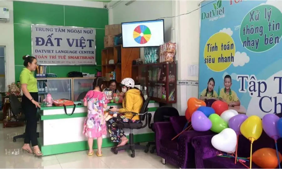 Trung tâm Ngoại ngữ Đất Việt