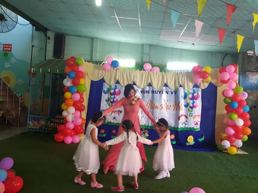 Trường mầm non Huyền Vy