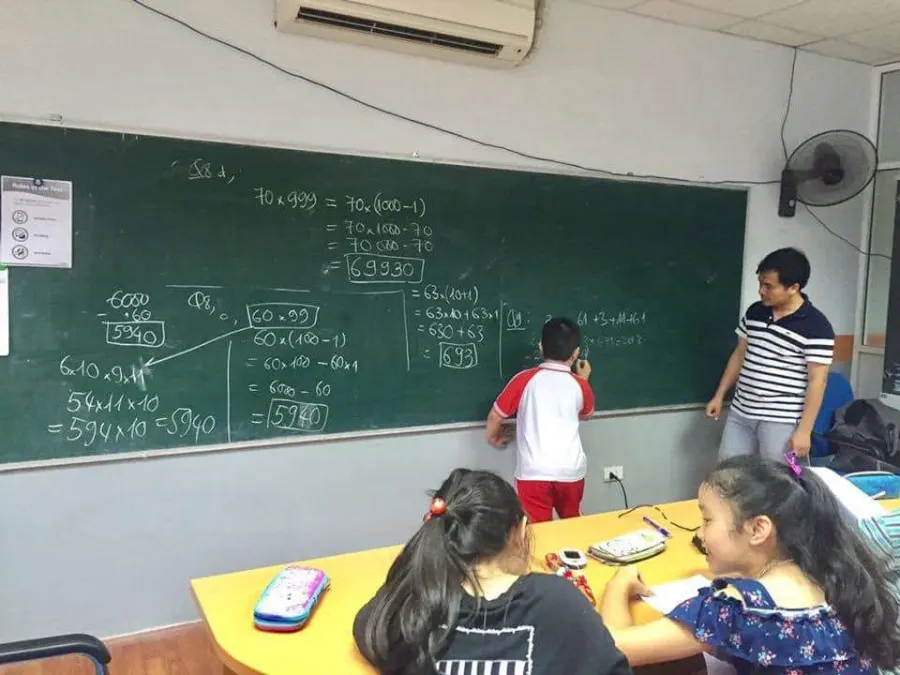 Trung tâm Toán tiếng Anh UberMath