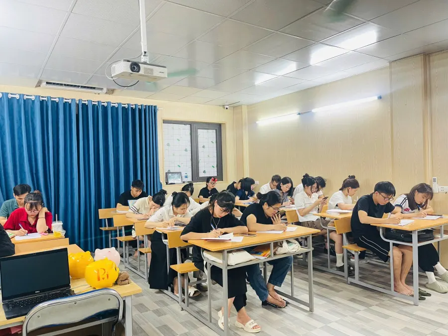 Trung tâm Ngoại ngữ Hà Ninh
