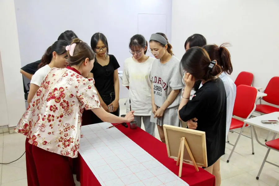 Trung tâm Ngoại ngữ Xiao Ling