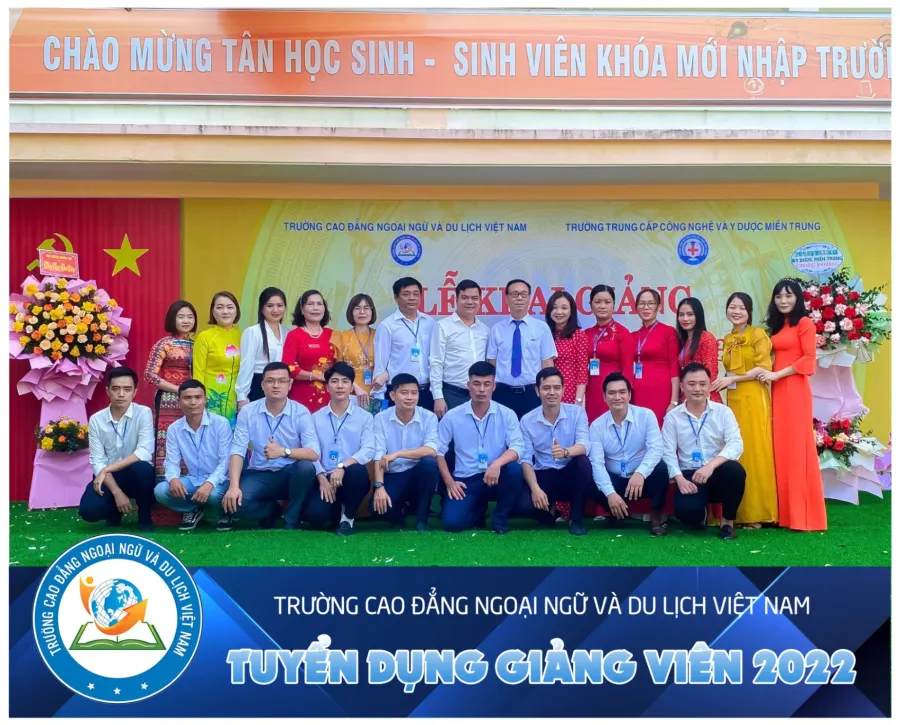 Trung tâm Trường cao đẳng ngoại ngữ và du lịch Việt Nam