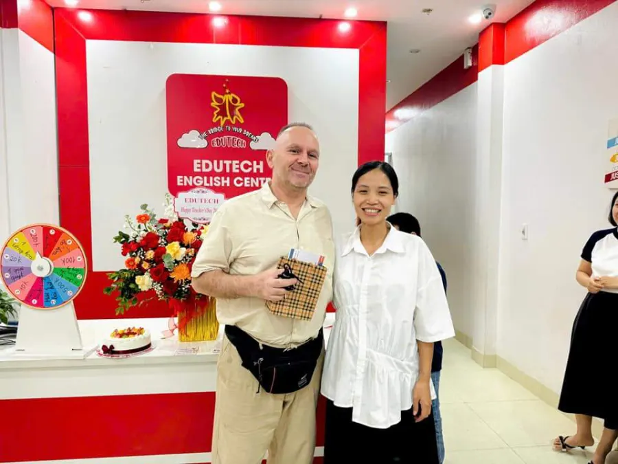 Trung tâm Ngoại Ngữ Edutech