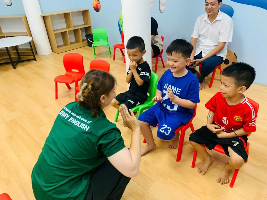 Hệ thống Anh ngữ Quốc tế  Army English