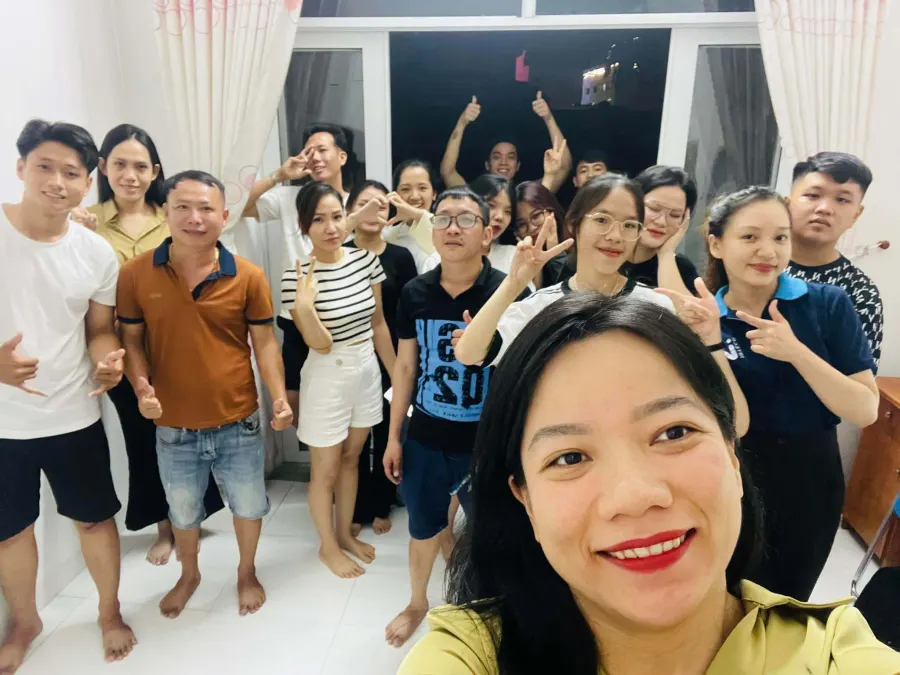 Lớp Tiếng Anh giao tiếp Ms. Ngọc Hà