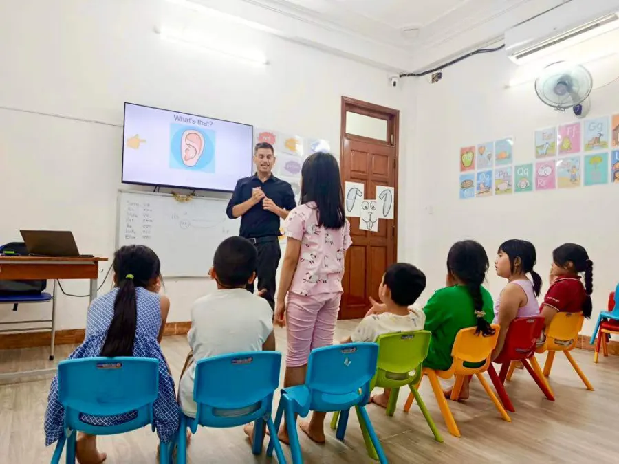 Trung tâm Ngoại Ngữ Dory