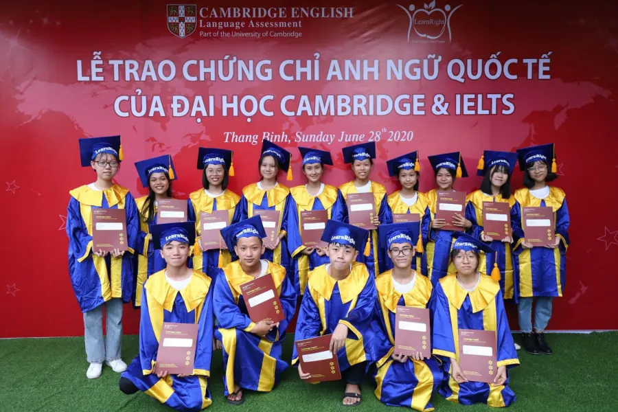 Trung tâm Ngoại Ngữ LearnRight