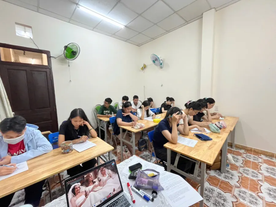 Trung tâm Ms Hiền IELTS
