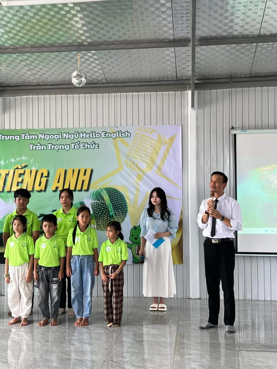 Trung tâm Ngoại Ngữ Hello English