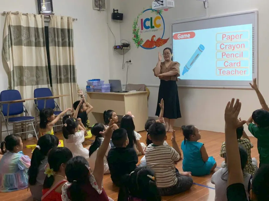 Trung tâm Inter Continental Language Center