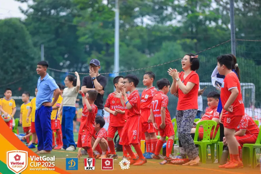 Trung tâm Bóng đá Trẻ em VietGoal